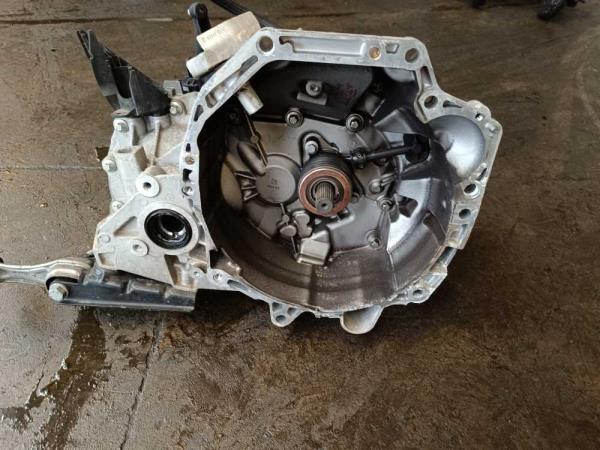 BOITE DE VITESSE MANUEL DACIA/RENAULT JH3397 - Vue 2